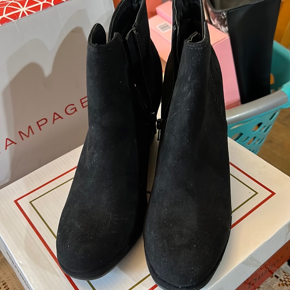Rampage Black wedge ankle booties 7.5